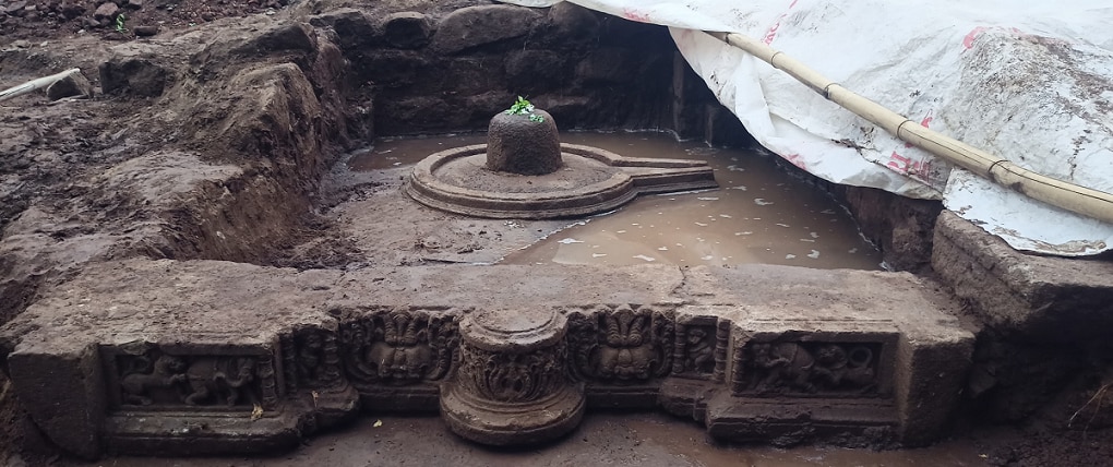Buldhana Sindakhed raja ancient shiva temple found during excavations photos viral 