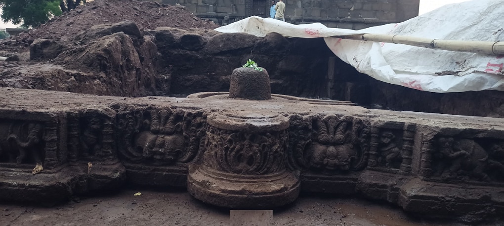 Buldhana Sindakhed raja ancient shiva temple found during excavations photos viral 