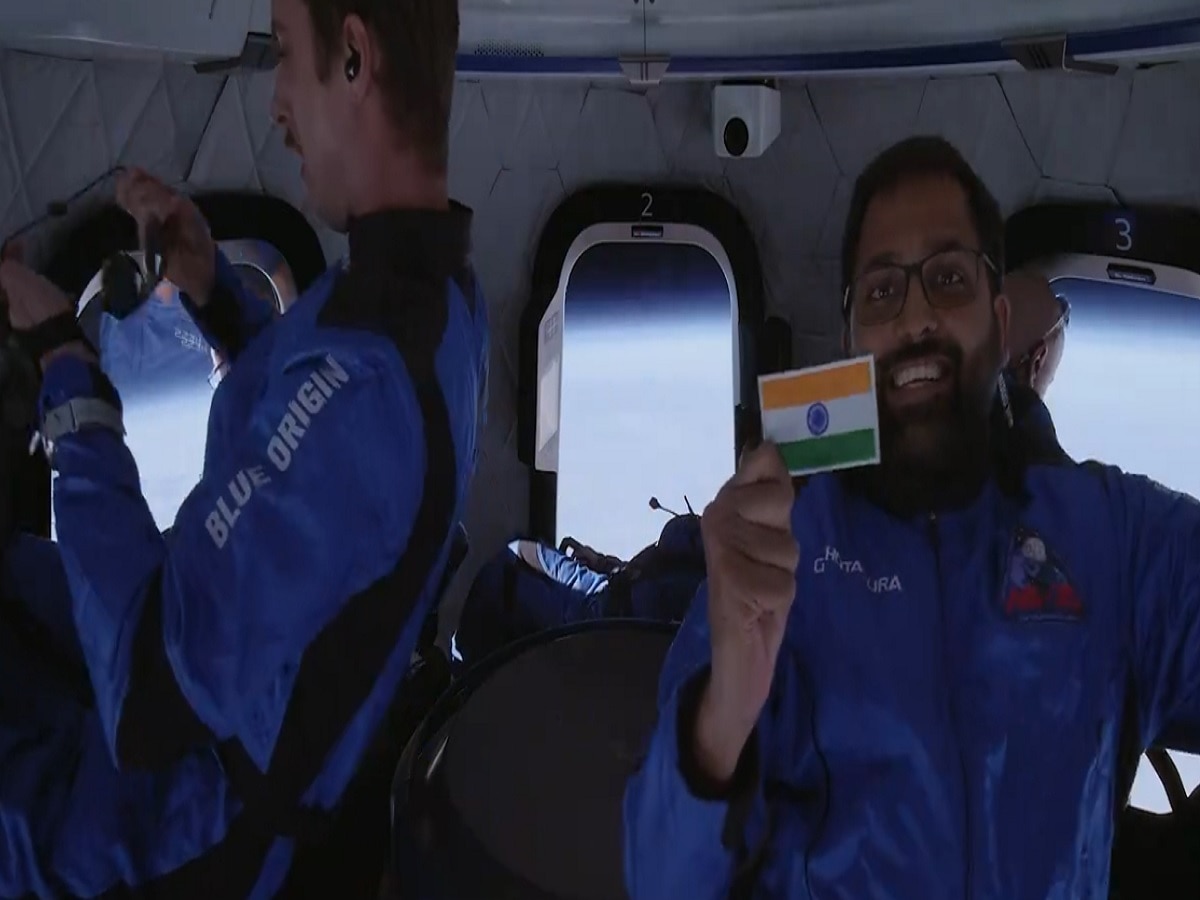 स्पेस पिकनिक कशी असते? भारतीयाने दाखवला पहिल्या-वहिल्या अंतराळ टूरचा Video title=