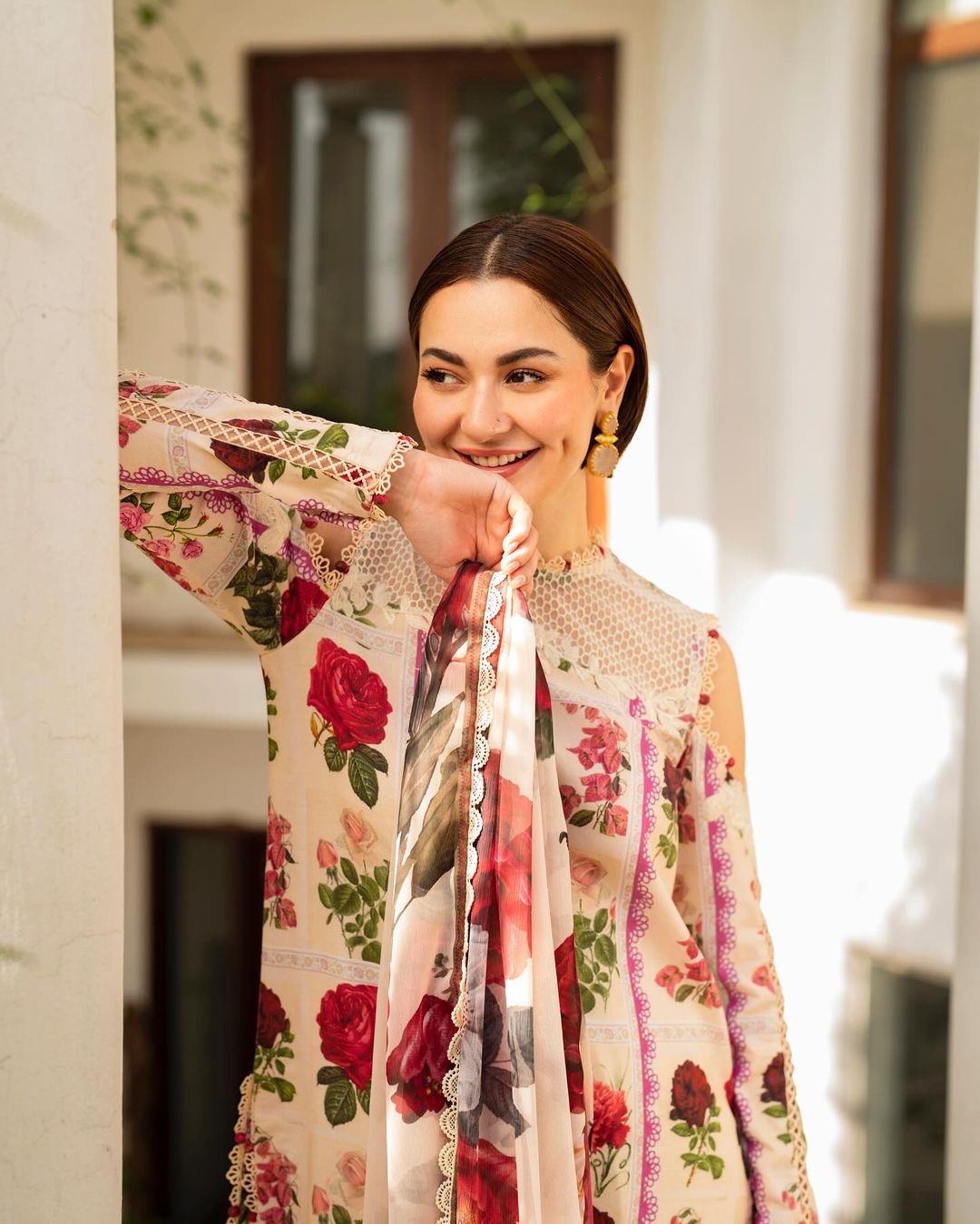 Badshah Dating Pakistani Actress Babar Azam Connection
