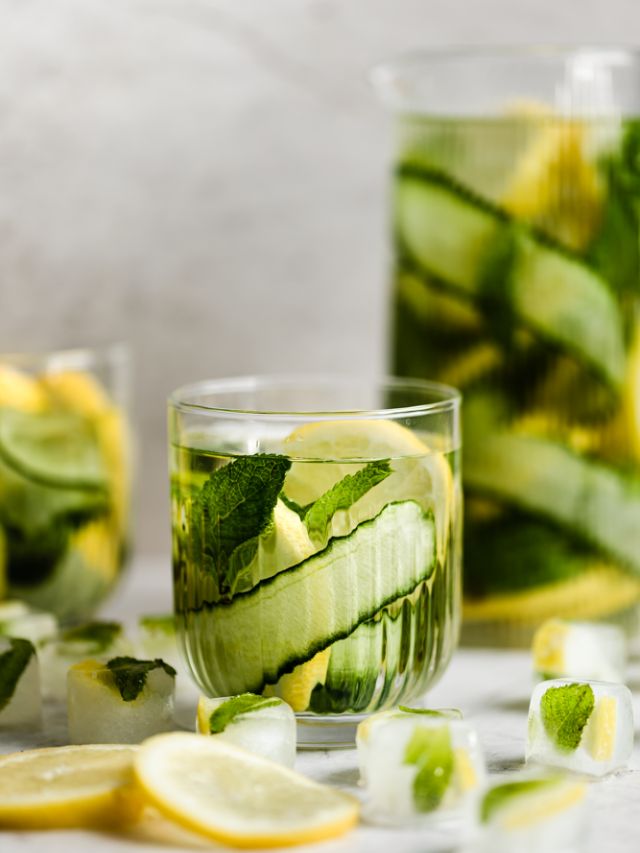 Drink this detox water every morning to loose belly fat