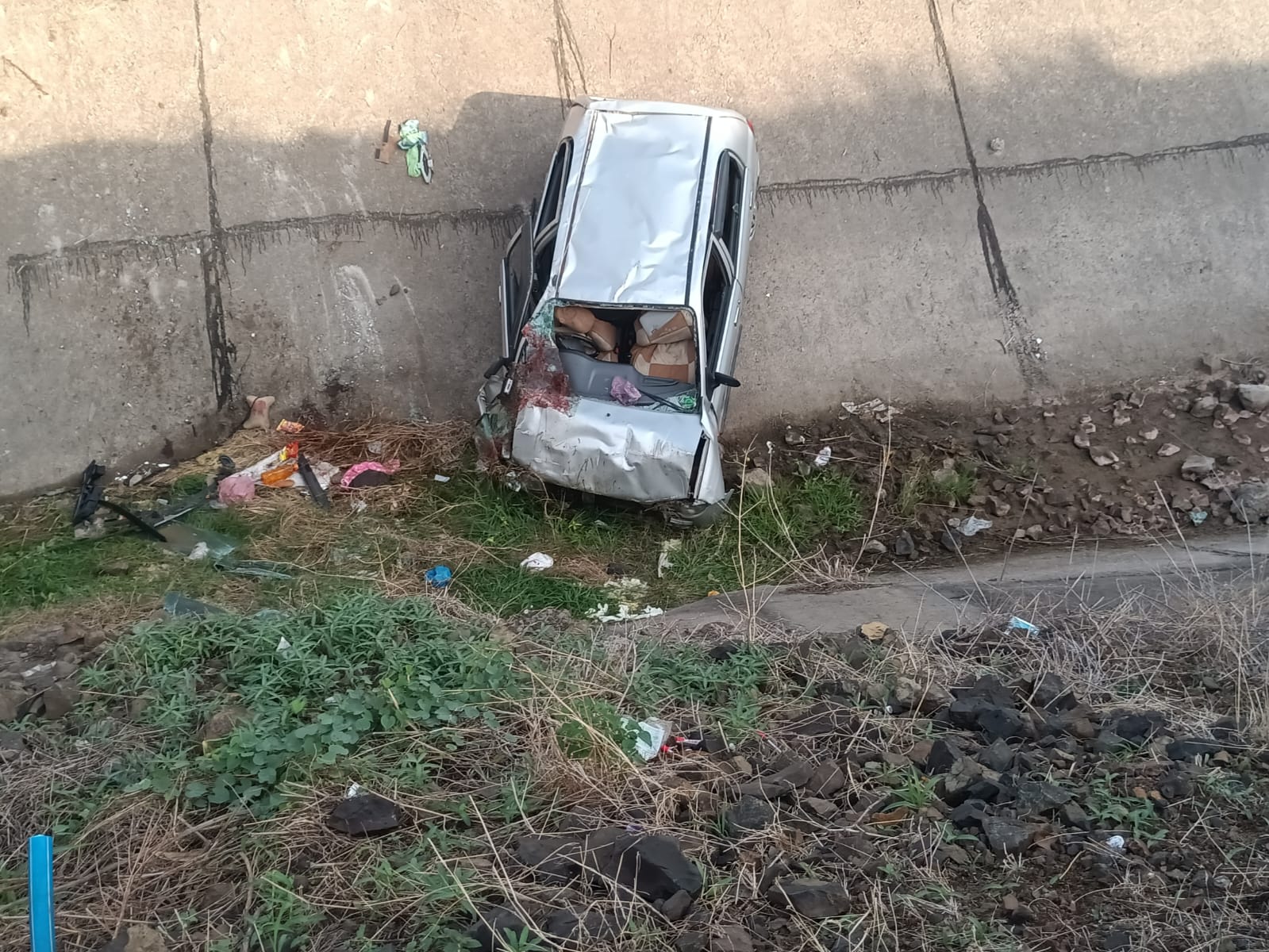 Sangli Tasgaon Car Accident