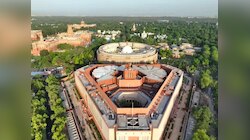 Parliament Security Breach : मोठी बातमी! नव्या संसद भवनात घुसखोरीचा प्रयत्न; तिघांना अटक