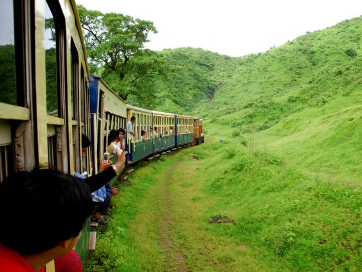 Matheran news mini train to hault for 4 months due to monsoon 