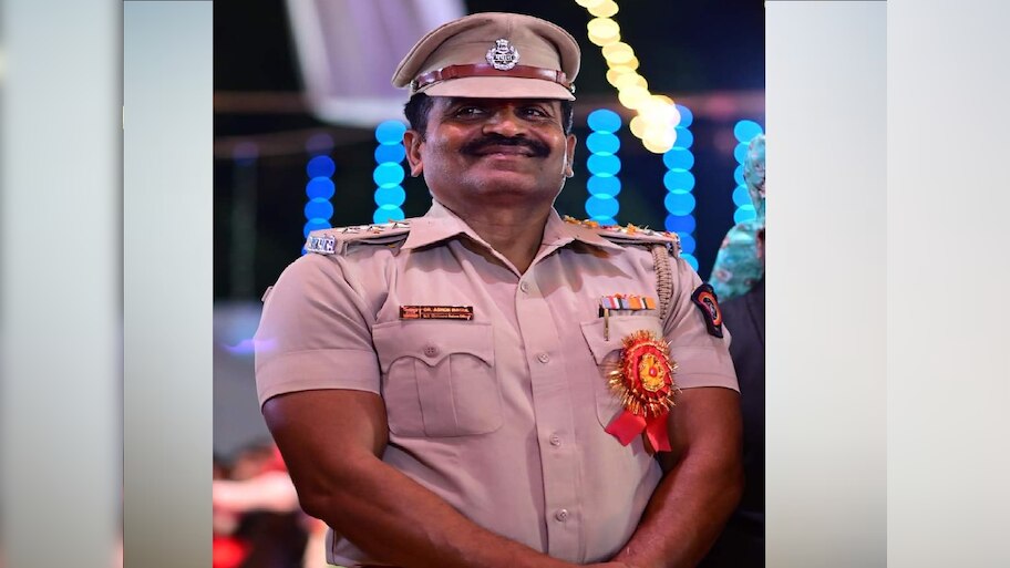 रक्षक की राक्षस! न्याय मागण्यासाठी गेलेल्या तरुणीकडे शरीरसुखाची मागणी... DYSPविरोधात गुन्हा दाखल