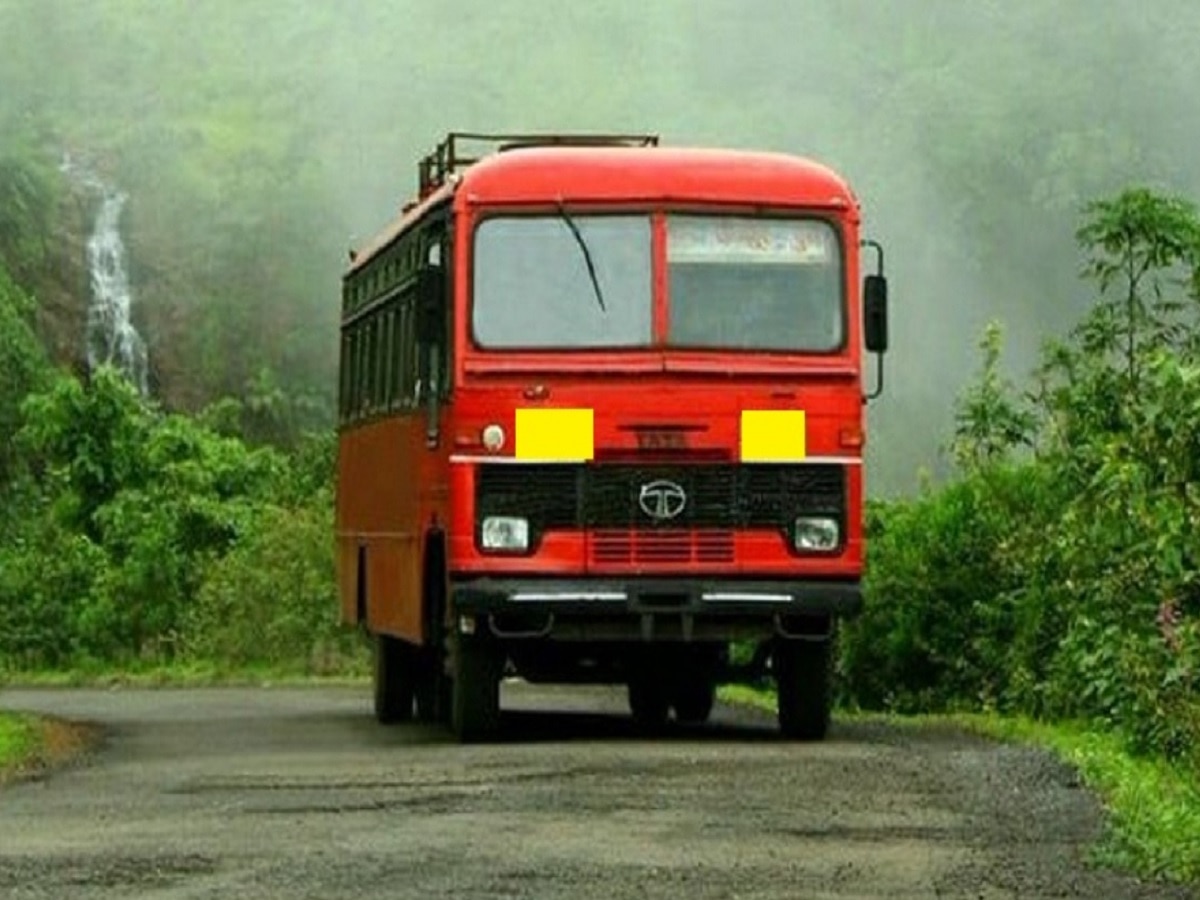 एसटी महामंडळाची आजर्पंतची सर्वात जबरदस्त योजना; महाराष्ट्राच्या ग्रामीण भागातील लाखो विद्यार्थ्यांना मोठा दिलासा title=