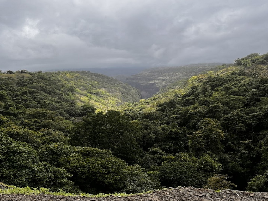 Maharashtra Weather News : कोकणापासून साताऱ्यापर्यंत काळ्या ढगांची दाटी; पण, पाऊस कुठंय? हवामान विभाग म्हणतो….