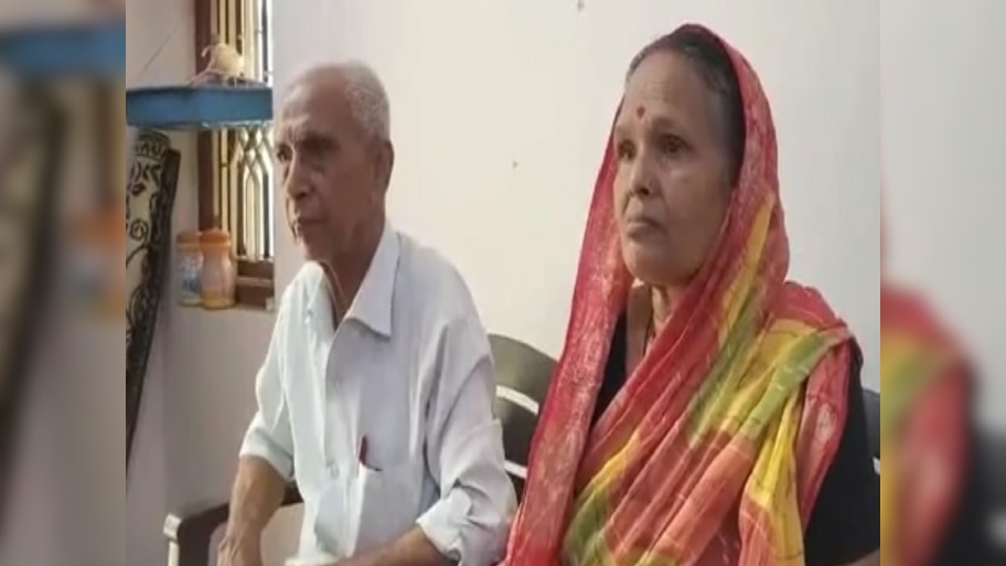 आधार, पॅन, व्होटर आयडी सगळं काही असूनही भारतीय नाही; निवृत्तीनंतर शिक्षकाला समजलं धक्कादायक सत्य