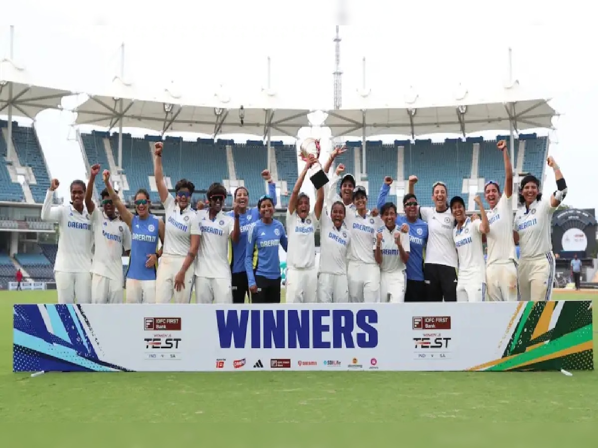 IND W vs SA W: पोरांनी वर्ल्ड कप जिंकला, इकडं पोरींची कमाल; चेन्नई टेस्टमध्ये टीम इंडियाचा दणदणीत विजय title=