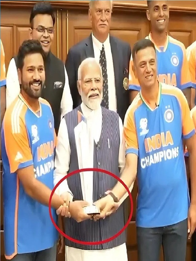 Team India Victory Parade, Team India meet with Naredndra Modi, PM Modi Did Not Touch T20 WC Trophy, Indian Cricket Team, Cricket News in Marathi, T20 World Cup 2024, Team India Welcome Home, Wankhede stadium, Victory Parade Live Streaming, How to Watch Victory Parade Live, Rohit Sharma, Virat Kohli