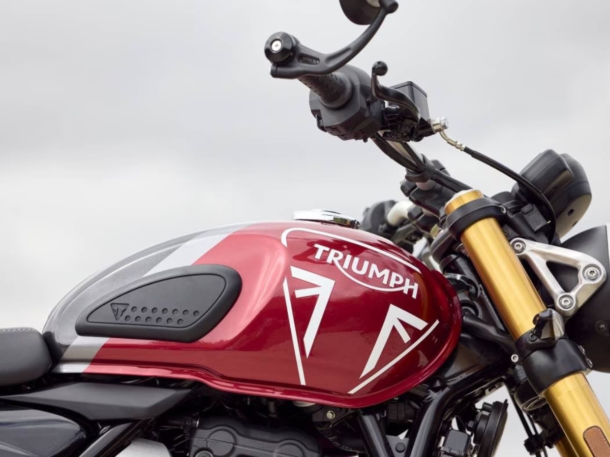 Bajaj Triumph Partnership Bikes Big Discount auto Marathi News