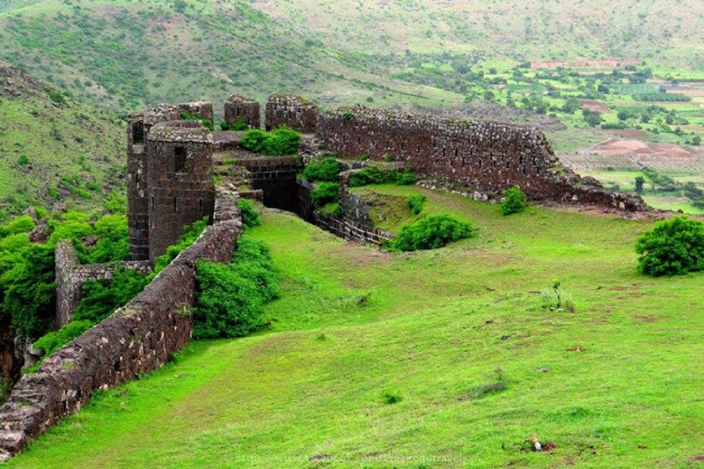 monsoon trekking malhargad the last fort to be built in maharashtra 