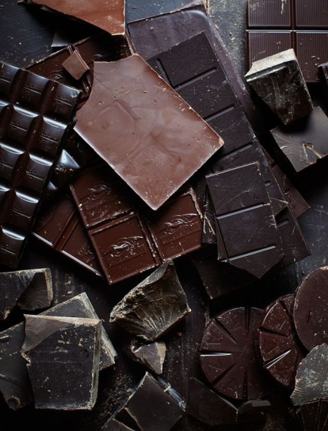 कोण म्हणतं चॉकलेट खाण्याने नुकसान होतं? मग &#039;हे&#039; 5 फायदे वाचाच