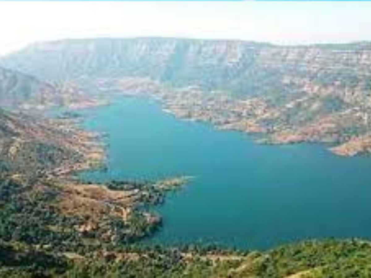 mahabaleshwar lingmala waterfall temporarily closed for tourists due to heavy rain