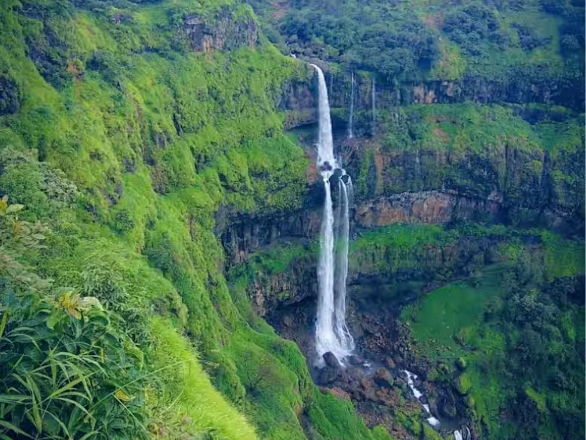 mahabaleshwar lingmala waterfall temporarily closed for tourists due to heavy rain