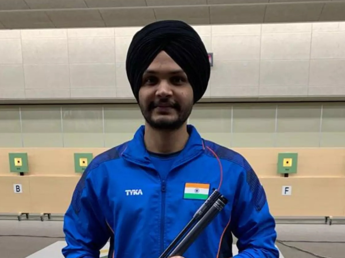 Paris Olympic 2024 Sarabajot Singh won bronze medal with Manu Bhaker