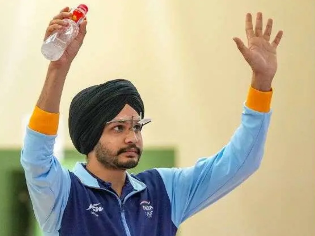 Paris Olympic 2024 Sarabajot Singh won bronze medal with Manu Bhaker