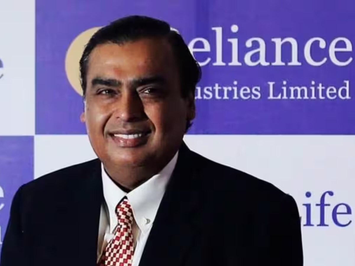 Reliance Industries Chief Mukesh Ambani Salary Income From Dividend Marathi News