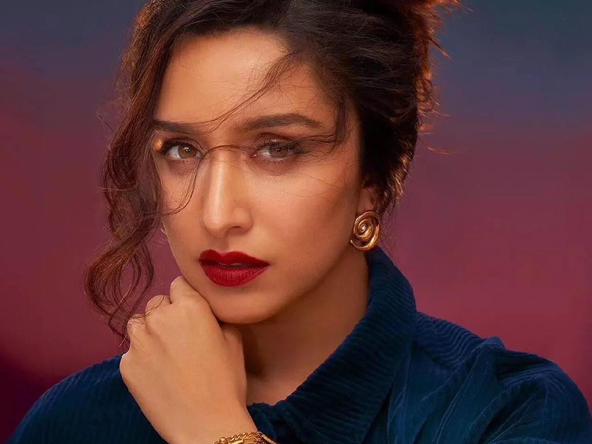 कोण आहे श्रद्धा कपूरचा खास मित्र? 'फ्रेंडशिप डे'च्या दिवशी दाखवली झलक कोण आहे श्रद्धा कपूरचा खास मित्र? 'फ्रेंडशिप डे'च्या दिवशी दाखवली झलक