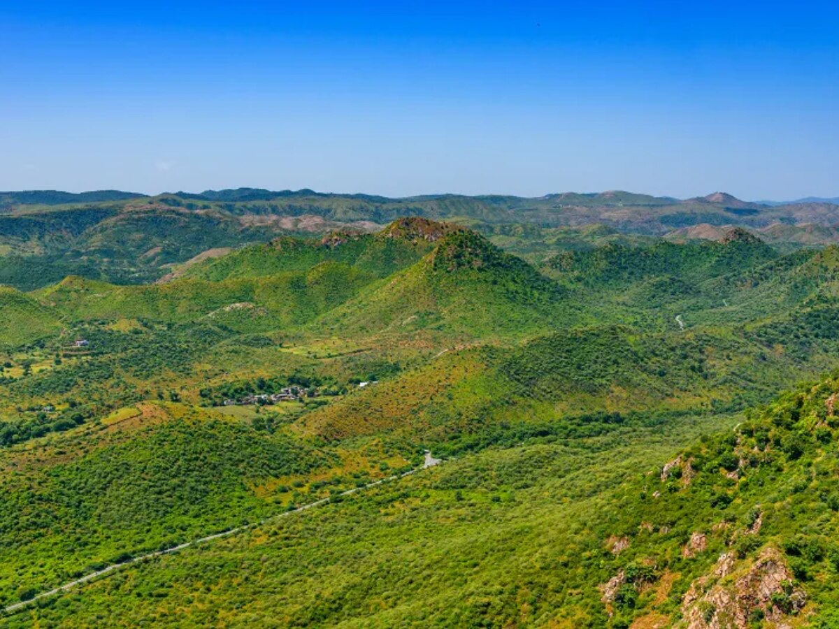 पृथ्वीच्या उदरातील हालचालींमुळे वाढली खंडांची उंची; एका लाटेमुळं भारतातील 'या' क्षेत्राला आकारच बदलला  title=