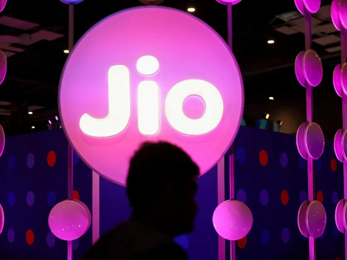 Jio Affordable Plan AirFiber OTT benefits Netflix Prime Video Tech Marathi News