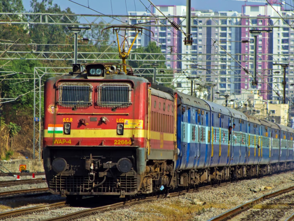 15 August to Rakshabandhan 18 Special Trains for long Weekend Indian Railway Marathi News 