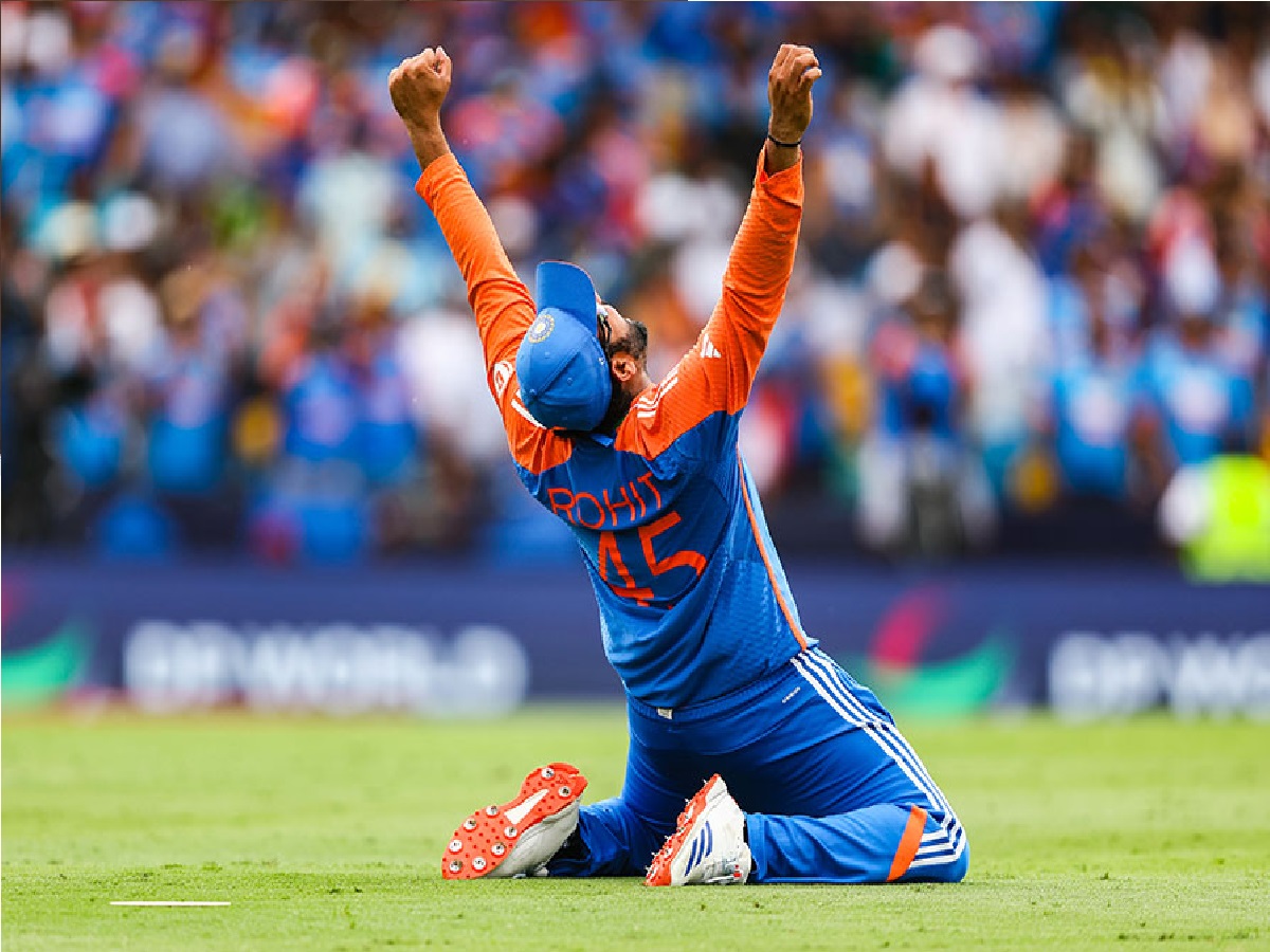ICC Rankings मध्ये मोठा उलटफेर, रोहित शर्माची झेप... बाबर आझमच्या बादशाहतला आव्हान ICC Rankings मध्ये मोठा उलटफेर, रोहित शर्माची झेप... बाबर आझमच्या बादशाहतला आव्हान