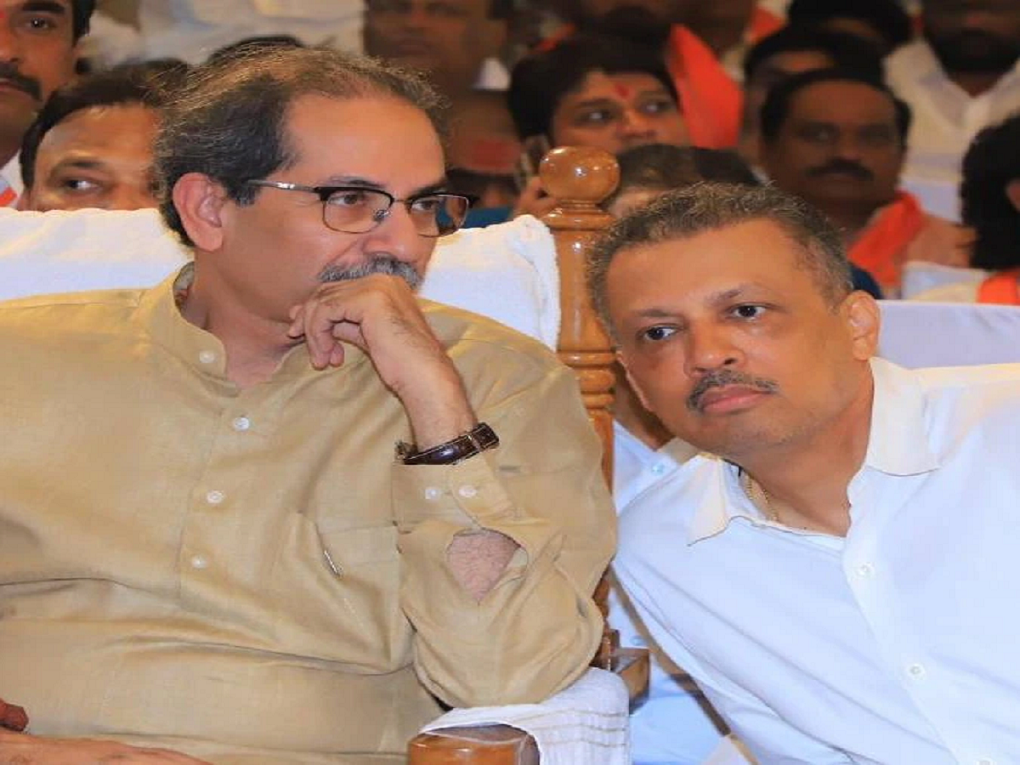 'काहीतरी वेगळं राजकारण दिसतंय... सावध व्हा!' मिलिंद नार्वेकरांना आलेल्या त्या पत्रात उद्धव ठाकरेंचा उल्लेख, नेमका हेतू काय? 'काहीतरी वेगळं राजकारण दिसतंय... सावध व्हा!' मिलिंद नार्वेकरांना आलेल्या त्या पत्रात उद्धव ठाकरेंचा उल्लेख, नेमका हेतू काय?