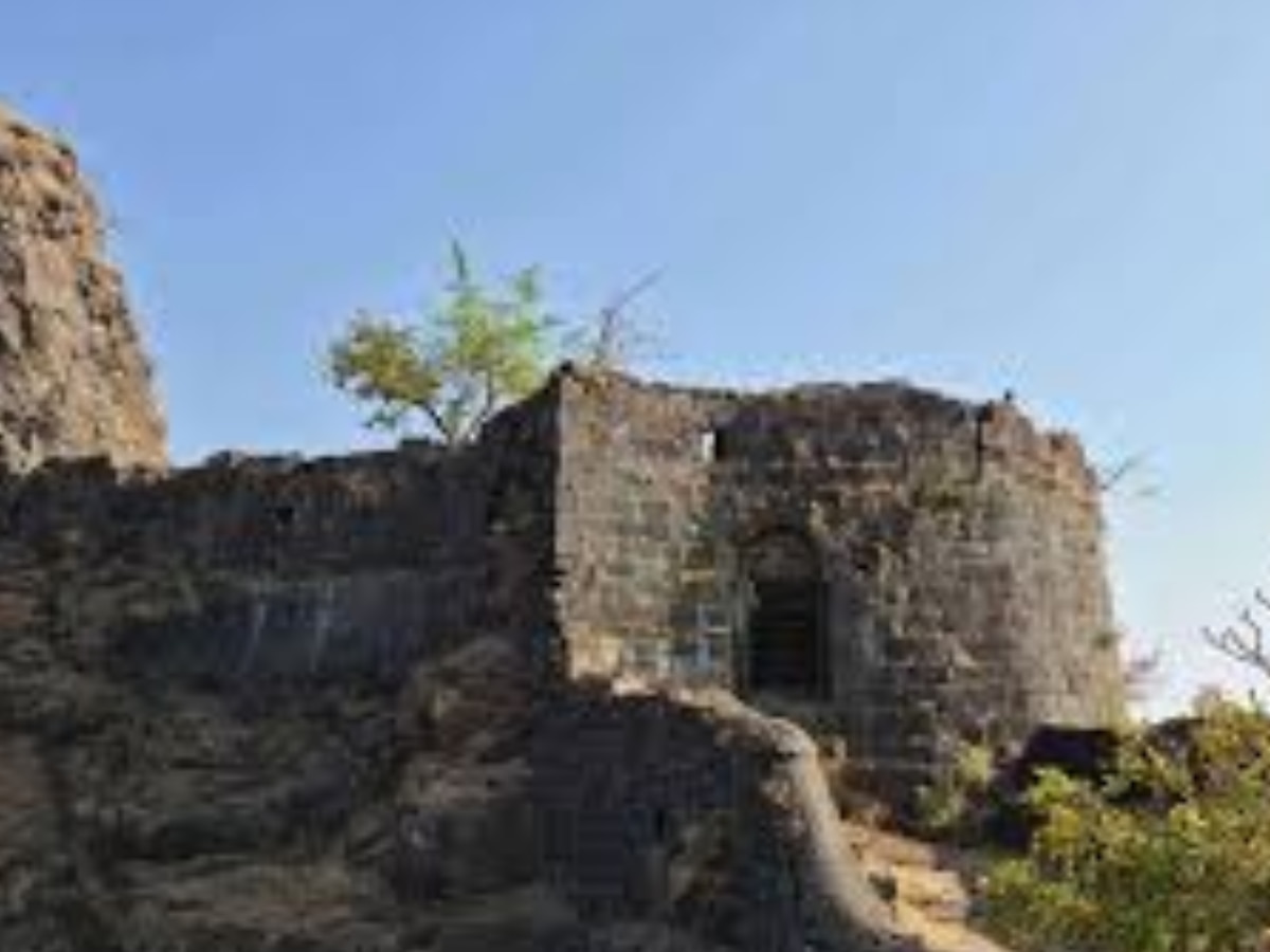 Badlapur History Maratha soldiers used to change their horses Marathi News