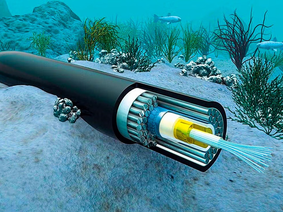 Mukesh Ambani reliance jio to make Undersea cable for superfast internet business news 