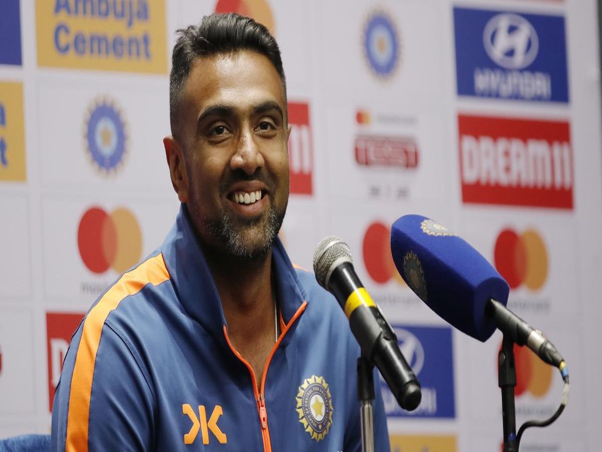 R Ashwin : अश्विनने निवडली ऑल टाइम बेस्ट Playing 11, 'या' दिग्गज क्रिकेटरकडे सोपवलं कर्णधारपद R Ashwin : अश्विनने निवडली ऑल टाइम बेस्ट Playing 11, 'या' दिग्गज क्रिकेटरकडे सोपवलं कर्णधारपद