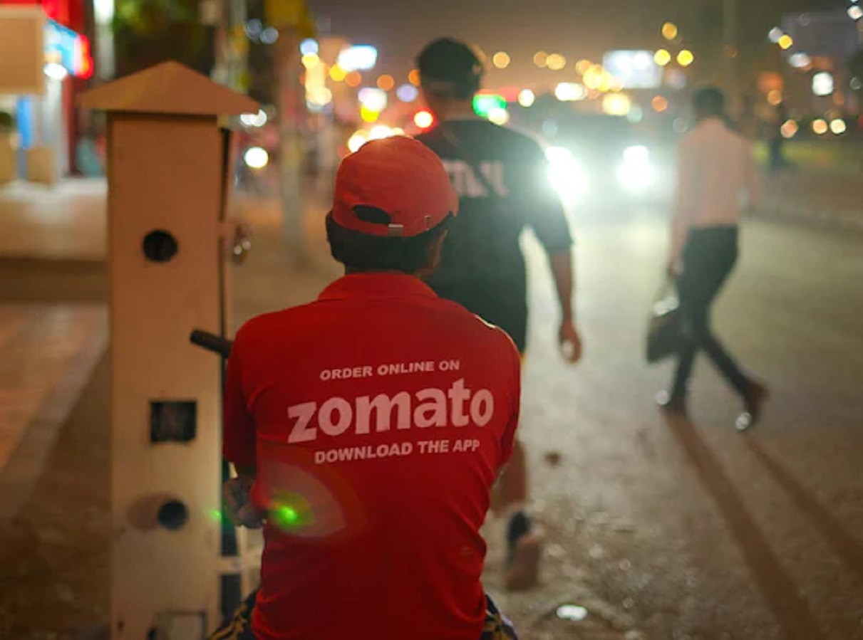 'मॅडम जरा मला...,' Zomato डिलिव्हरी बॉयने अचानक पँटची चेन उघडली अन्...; रात्री 1 वाजता तरुणीची पोस्ट 'मॅडम जरा मला...,' Zomato डिलिव्हरी बॉयने अचानक पँटची चेन उघडली अन्...; रात्री 1 वाजता तरुणीची पोस्ट
