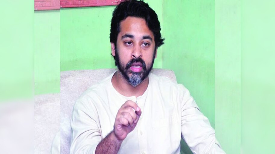 '50 किमी अंतरावर घर, मग 15 मिनिटांत घटनास्थळी कसा पोहोचला ठाकरेंचा आमदार?' निलेश राणेंच्या पोस्टनं खळबळ 