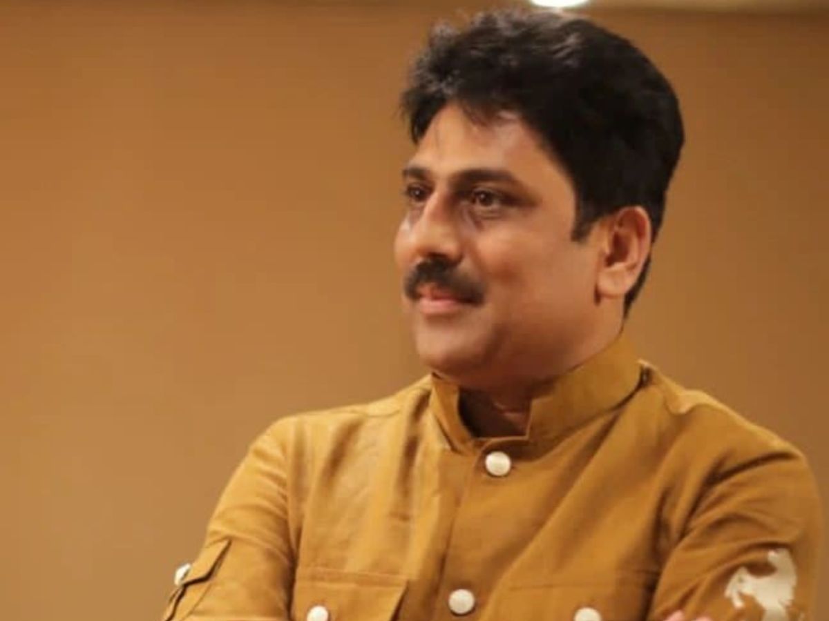 'माझ्या आयुष्यात अंधार...'; 'तारक मेहता...' फेम शैलेश लोढानं शेअर केली भावूक पोस्ट 'माझ्या आयुष्यात अंधार...'; 'तारक मेहता...' फेम शैलेश लोढानं शेअर केली भावूक पोस्ट