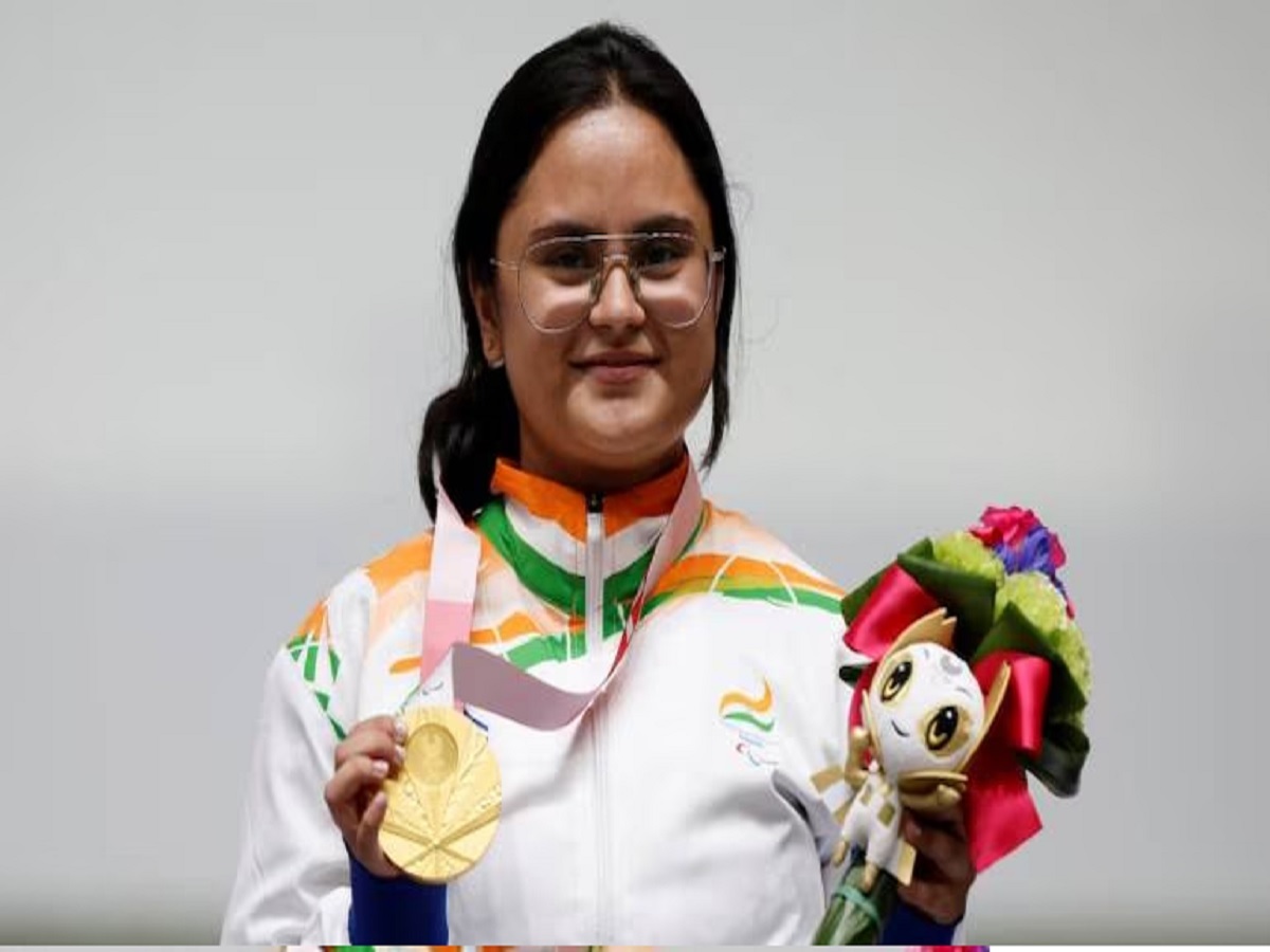 पॅरालिम्पिकमध्ये नेमबाज अवनी लेखराला सुवर्णपदक, तर मोना अगरवालची कांस्य पदकाला गवसणी पॅरालिम्पिकमध्ये नेमबाज अवनी लेखराला सुवर्णपदक, तर मोना अगरवालची कांस्य पदकाला गवसणी