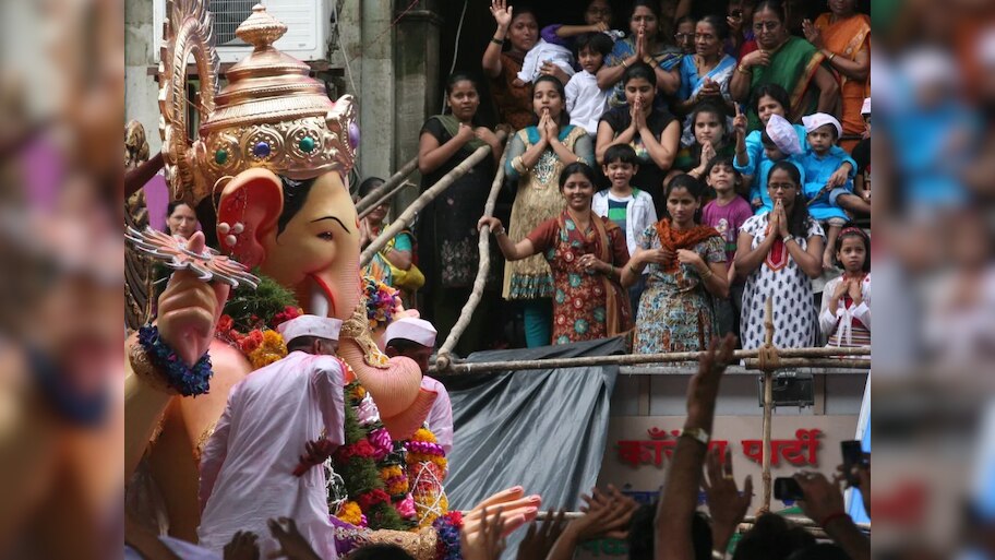 गणेशोत्सव मिरवणुकींसाठी 13 पूल बंद, धोकादायक पुलांच्या यादीत तुमच्याही परिसराचं नाव?