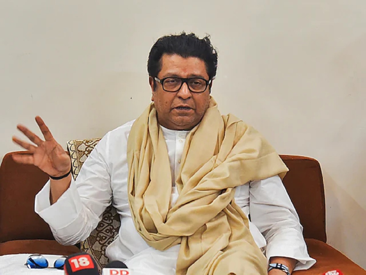 राज ठाकरेंना हजर करा, कोर्टाचा पोलिसांना आदेश; अटक वॉरंट जारी राज ठाकरेंना हजर करा, कोर्टाचा पोलिसांना आदेश; अटक वॉरंट जारी