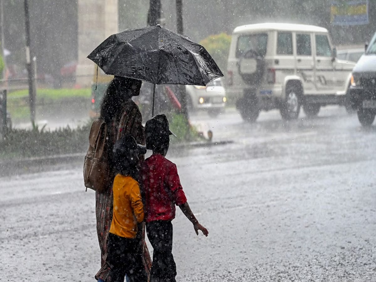 Maharashtra Weather News : धो-धो बरसणार! पुढील 3-4 दिवस 'इथं' सोसाट्याच्या वाऱ्यासह वादळी पावसाची शक्यता  title=