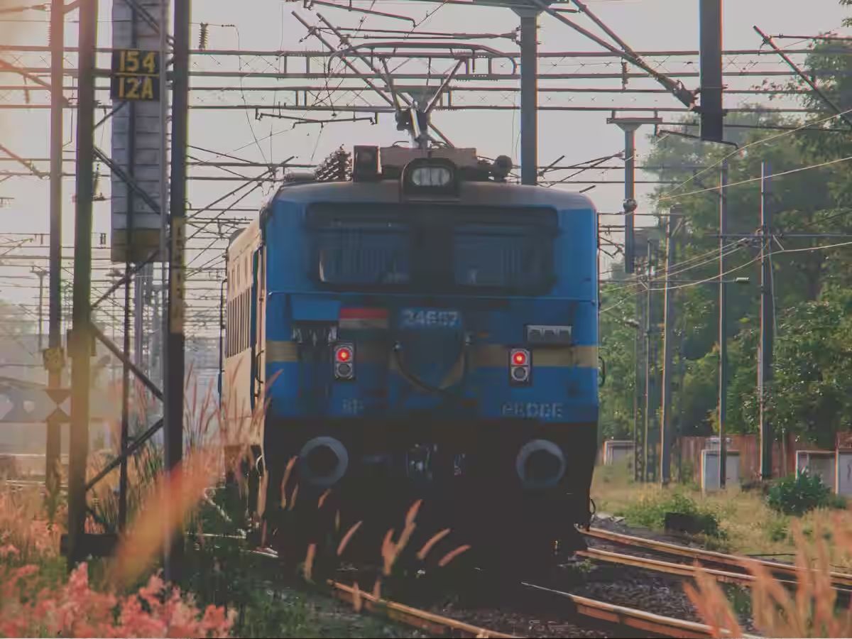 Indian railway rules  never travel with these item in train know details