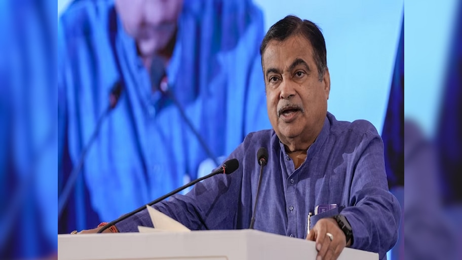 सबसिडीच्या भरवशावर राहू नका, सरकार म्हणजे विषकन्या- नितीन गडकरी