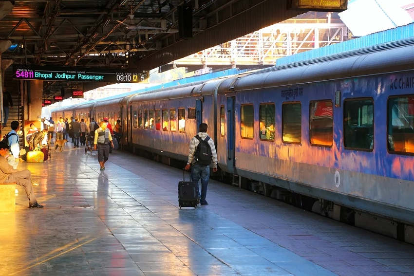 Indian Railway stations where you need passport visa for platform access