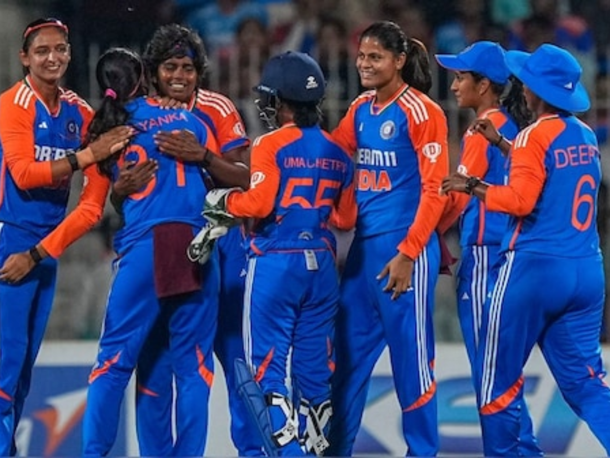 IND vs PAK: ६ खेळाडू राखून भारतीय महिला संघाने पाकिस्तान विरुद्ध जिंकला सामना! IND vs PAK: ६ खेळाडू राखून भारतीय महिला संघाने पाकिस्तान विरुद्ध जिंकला सामना!