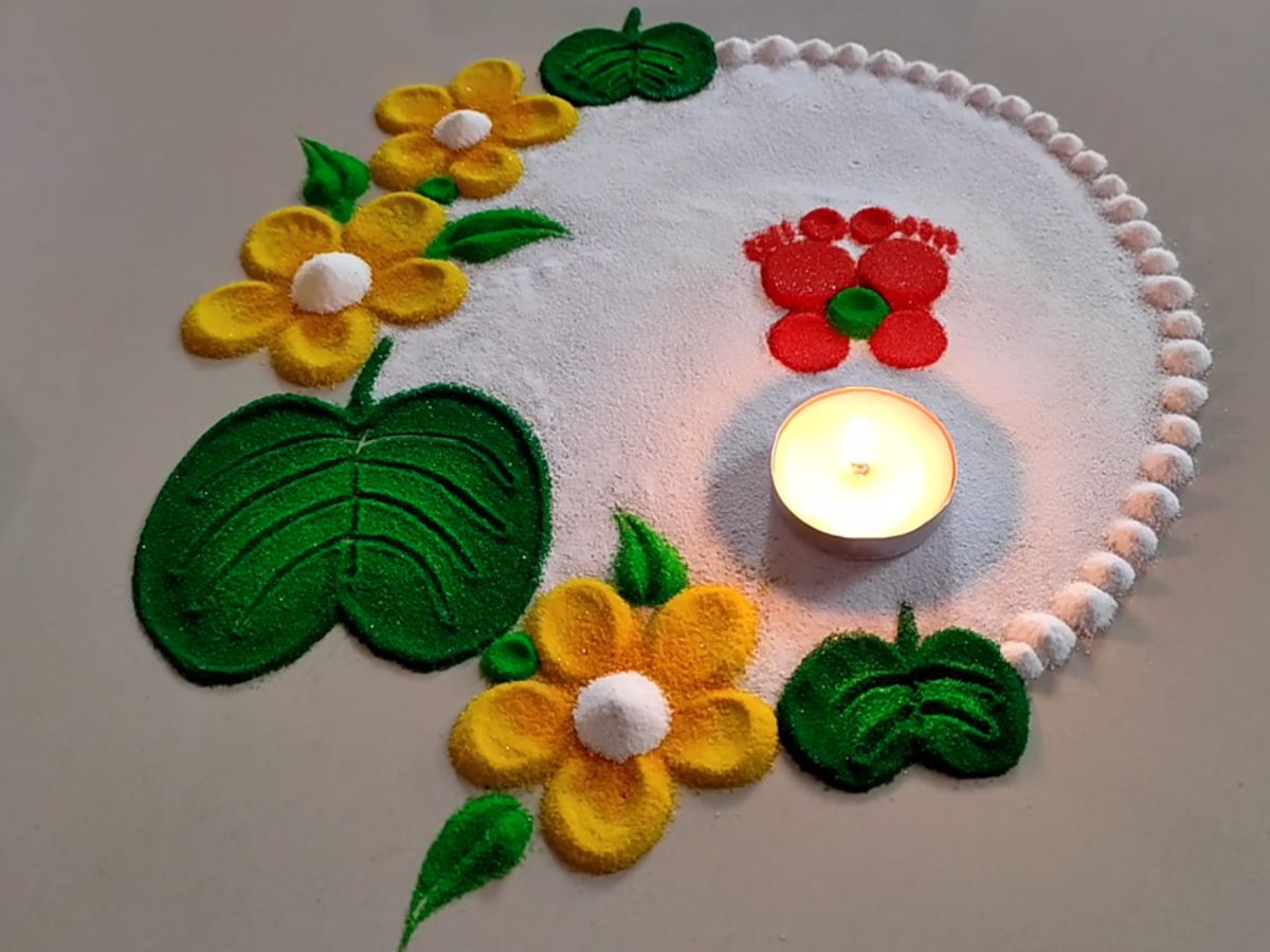 Latest Dasara Rangoli Designs: यंदा दसऱ्याला दारासमोर काढा आपट्याचा ...