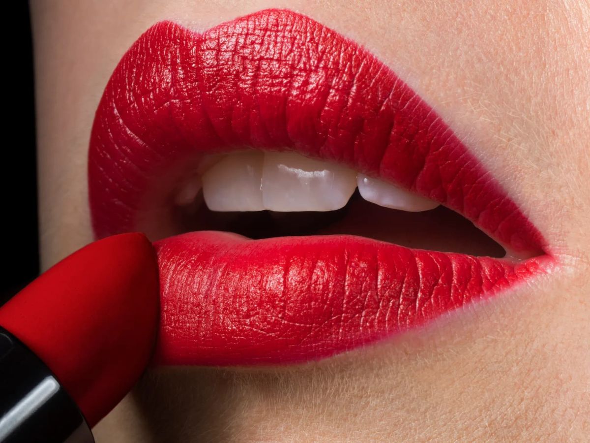 Lipstick opens these secrets of girls and women personality