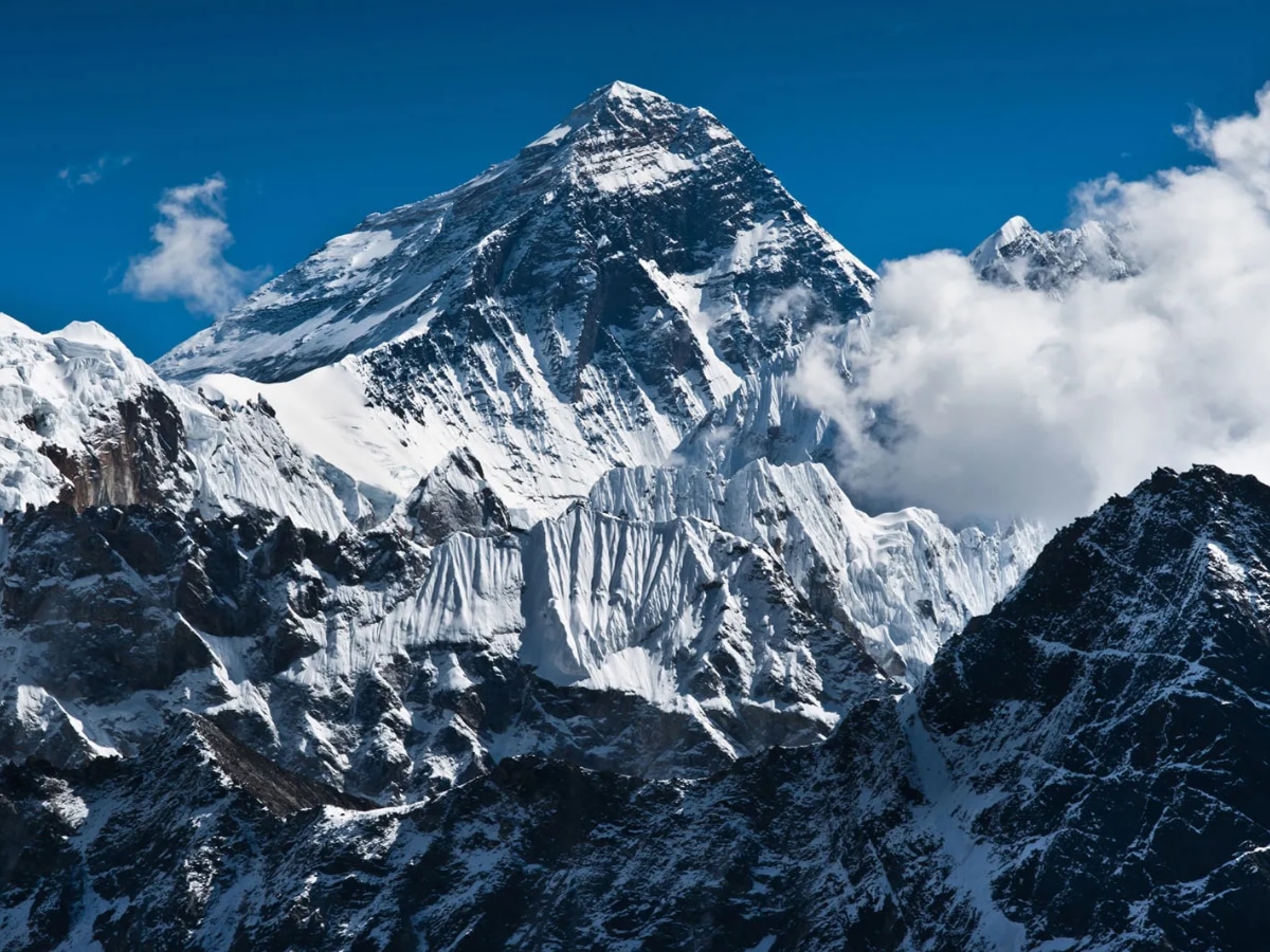 Mount Everest and Kailash parvat mountaineering spirituality Marathi News