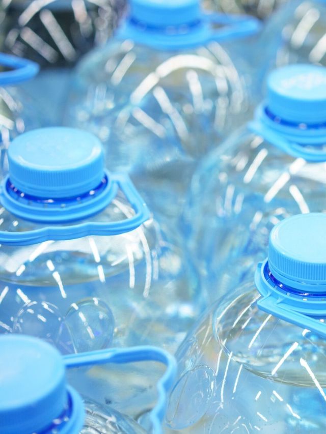 disadvantages of drinking water in plastic bottles