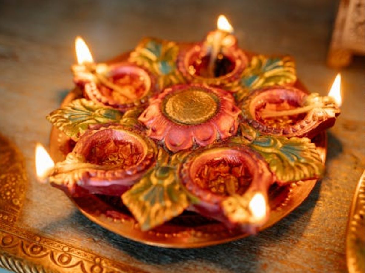 Why is Diwali celebrated after 21 days Dussehra know the reasone