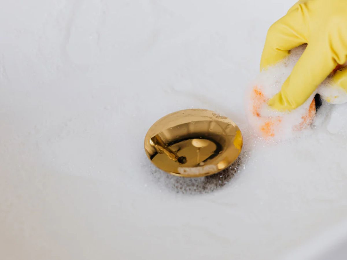 kitchen hacks in marathi How to remove tough stains from ceramic sink 