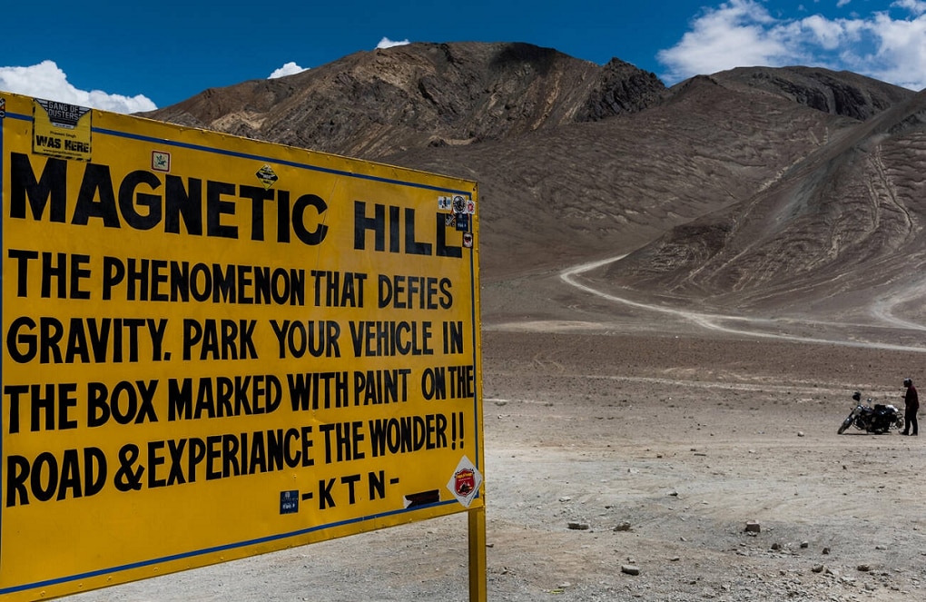 leh ladakh Magnetic Hill zero gravity place  