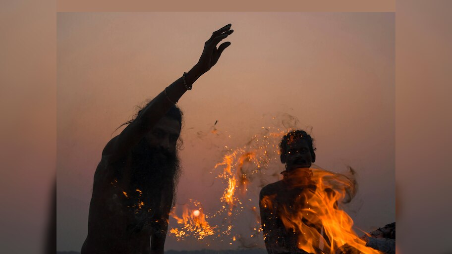 आणखी एक परिवार अंधश्रद्धेचा बळी! दोघांचा मृत्यू, 2 बेशुद्ध आणि दोघे झाले वेडे; काय आहे प्रकरण?